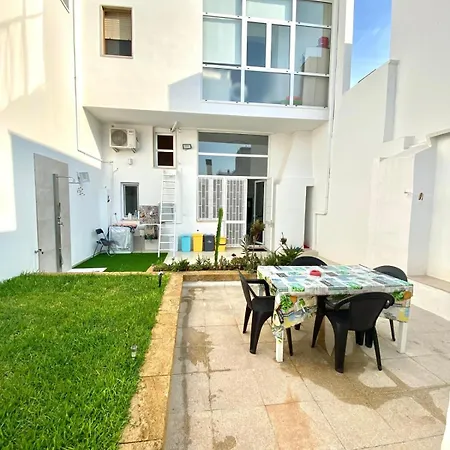 House Malu * טוליה