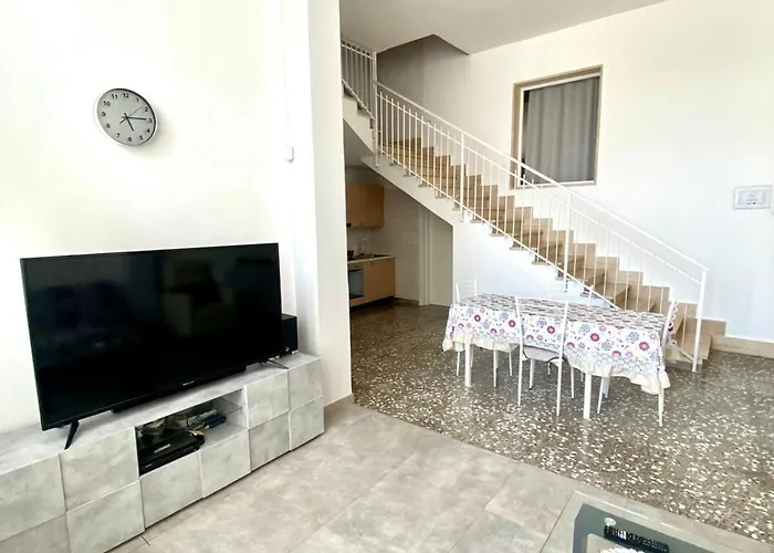House Malu טוליה